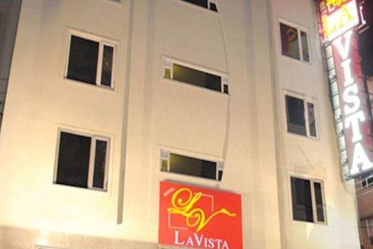 Hotel La Vista Delhi Экстерьер фото